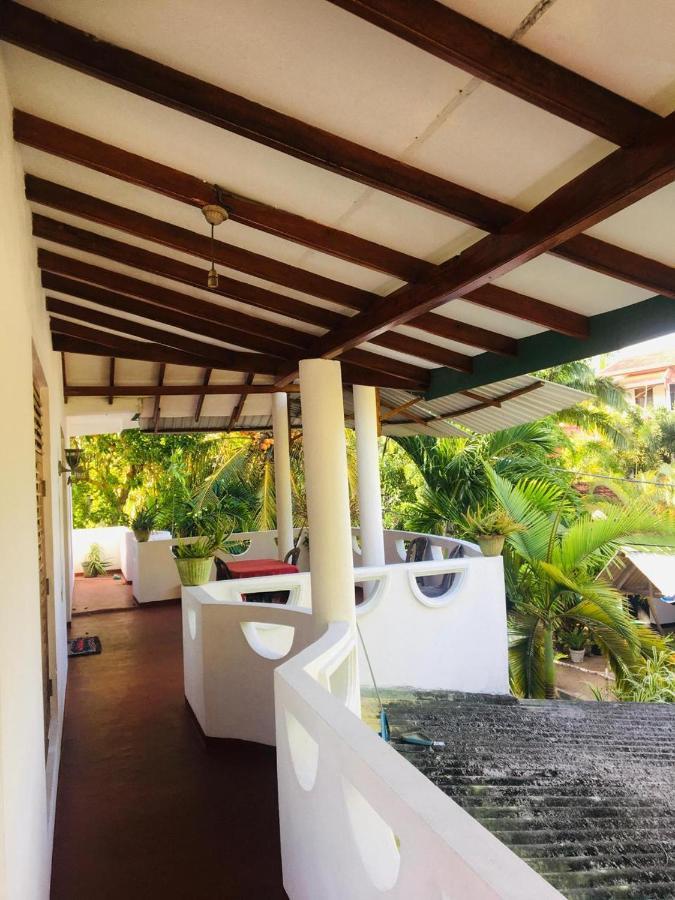 Sunrise Guest House & Restaurant Tangalle Eksteriør billede
