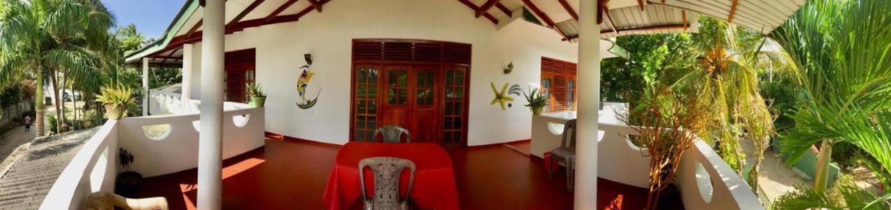 Sunrise Guest House & Restaurant Tangalle Eksteriør billede